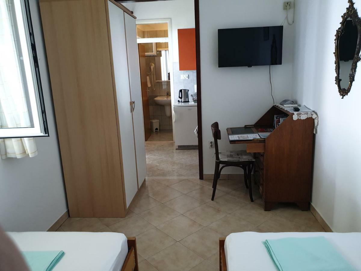 Apartments Bajo - Free Parking Dubrovnik Extérieur photo